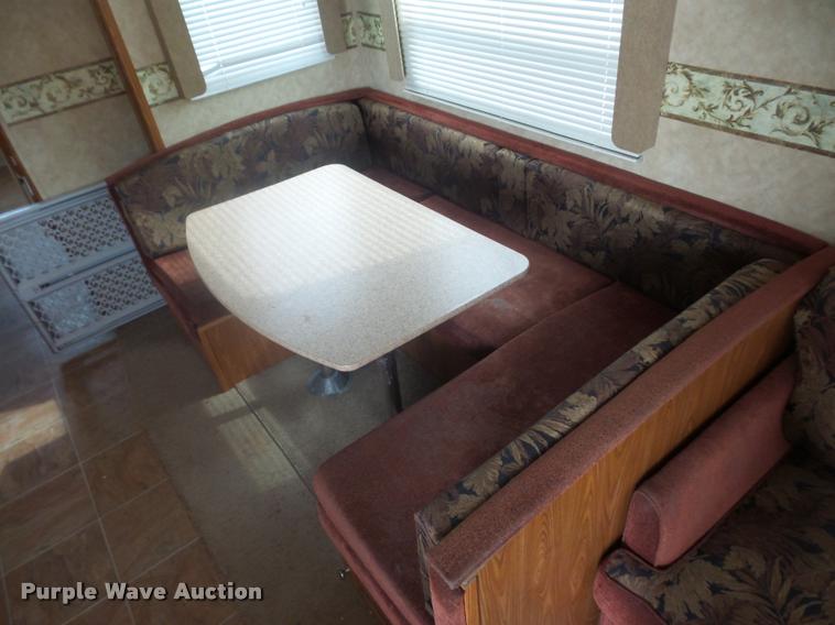 image for item DD1524 2009 Dutchman camper