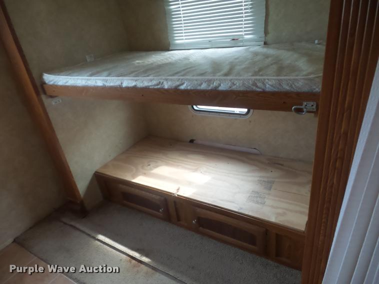 image for item DD1524 2009 Dutchman camper