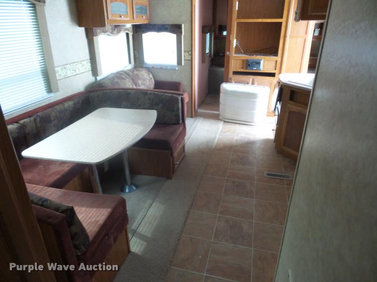 image for item DD1524 2009 Dutchman camper