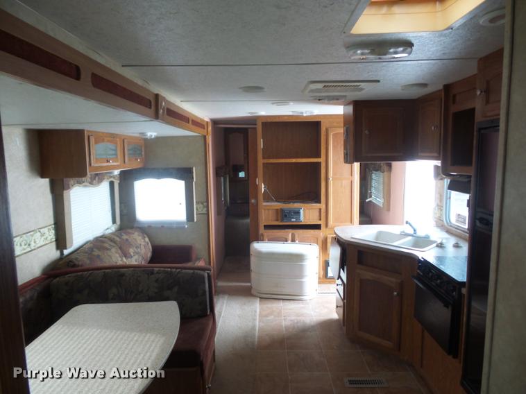 image for item DD1524 2009 Dutchman camper