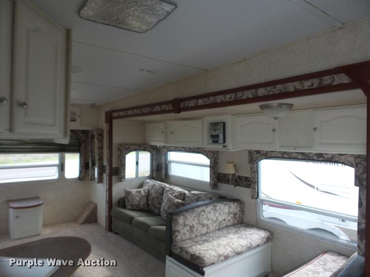 image for item DD1525 2006 Keystone Outback camper