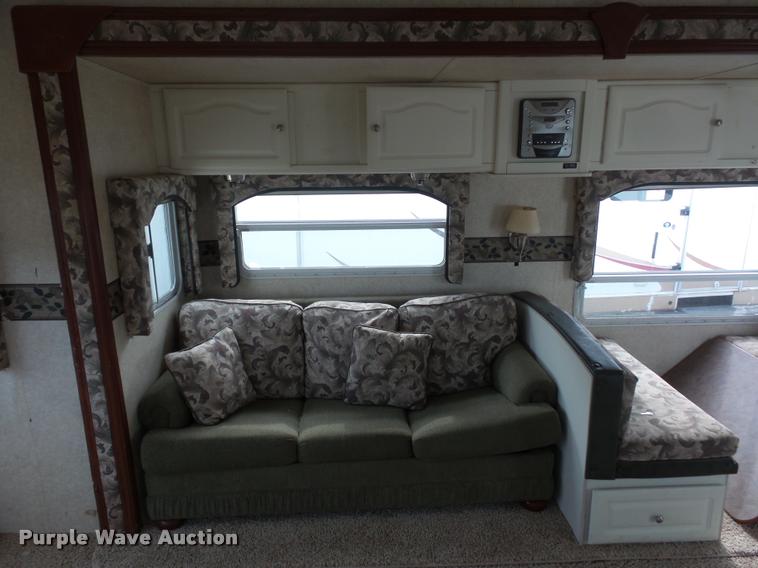 image for item DD1525 2006 Keystone Outback camper