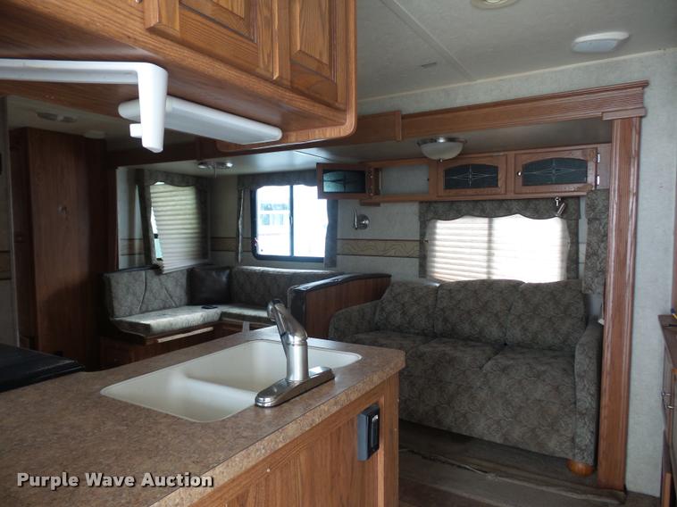 image for item DD1526 2013 Rockwood Windjammer camper