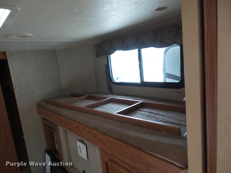 image for item DD1526 2013 Rockwood Windjammer camper
