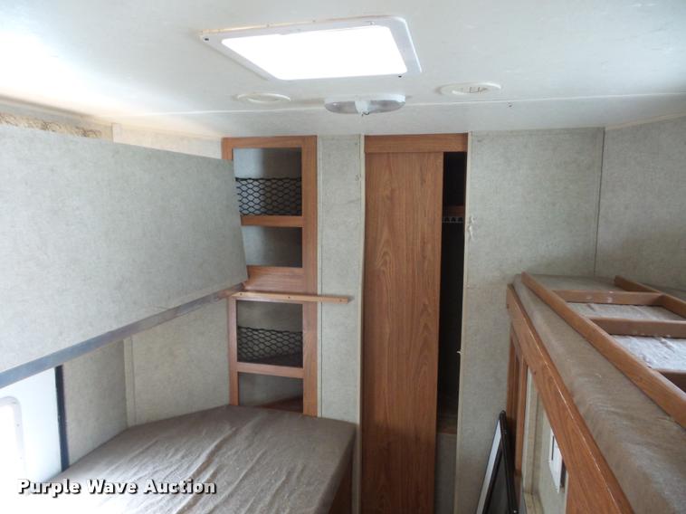 image for item DD1526 2013 Rockwood Windjammer camper