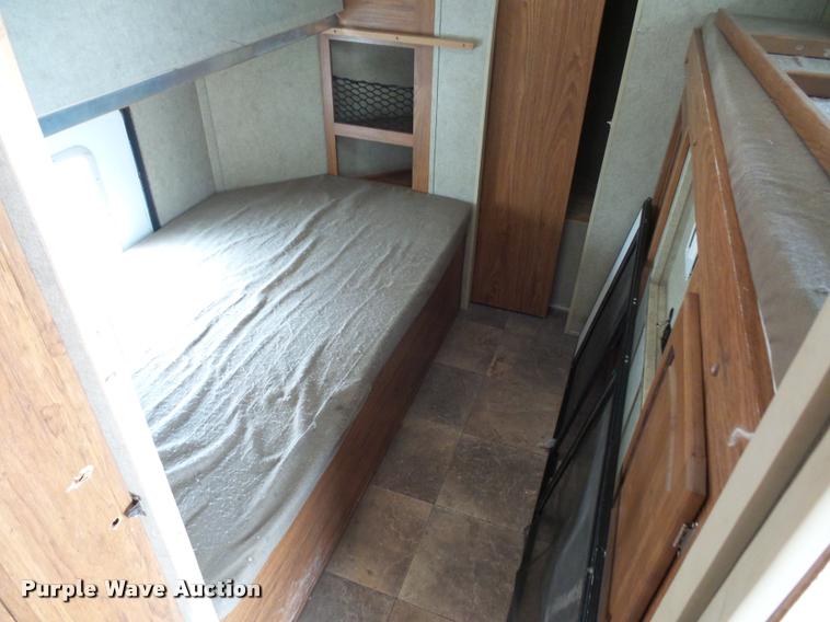 image for item DD1526 2013 Rockwood Windjammer camper