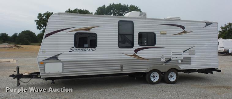 image for item DD1527 2011 Keystone Summerland camper