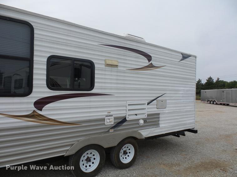image for item DD1527 2011 Keystone Summerland camper