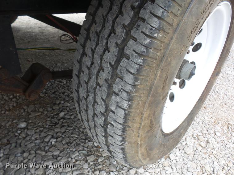 image for item DD1527 2011 Keystone Summerland camper