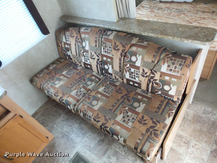 image for item DD1527 2011 Keystone Summerland camper