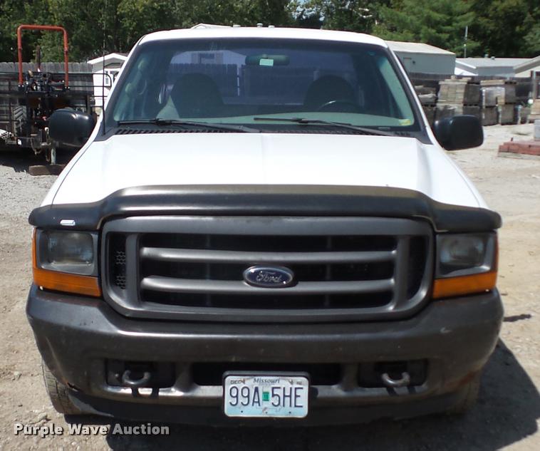 image for item DD1584 2001 Ford F250 Super Duty SuperCab pickup truck