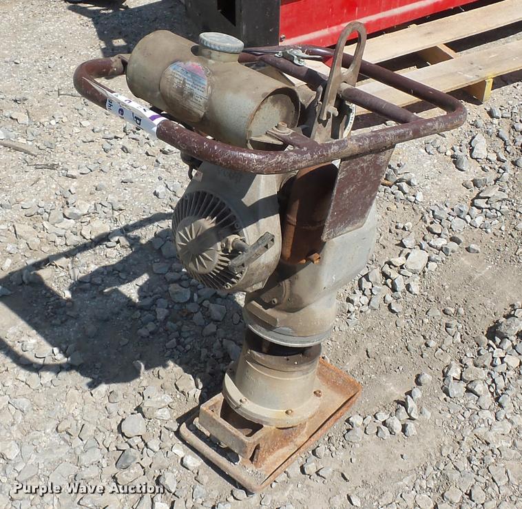 image for item DD1586 Case SL-1 compactor