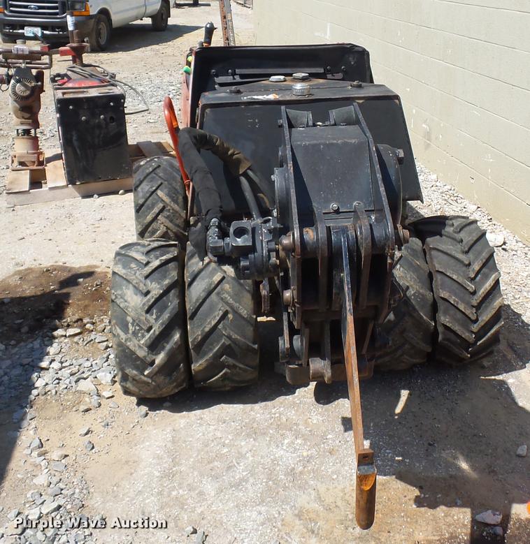 image for item DD1588 Ditch Witch 410SX cable plow