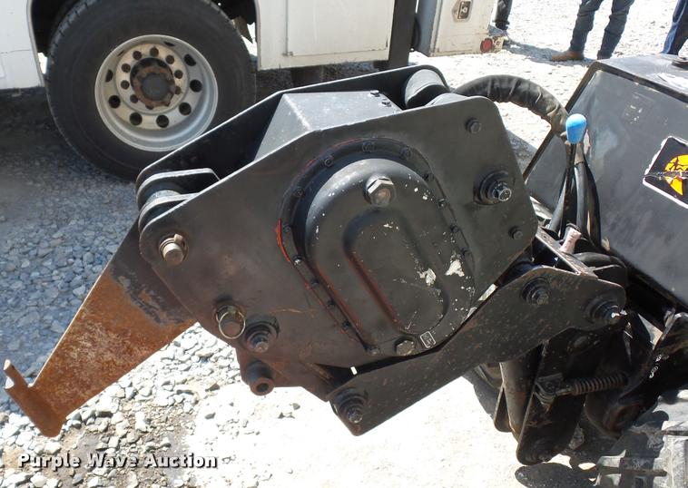 image for item DD1588 Ditch Witch 410SX cable plow