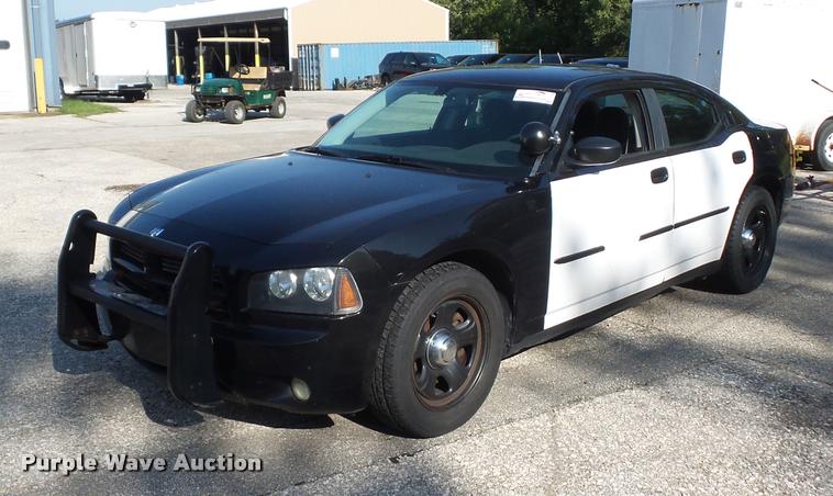 image for item DD1600 2010 Dodge Charger Police