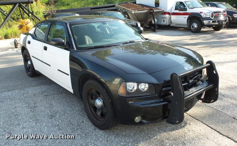 image for item DD1600 2010 Dodge Charger Police