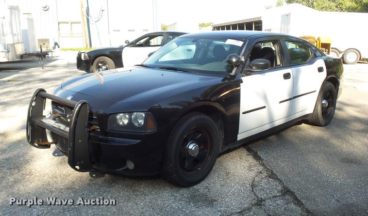image for item DD1601 2010 Dodge Charger Police