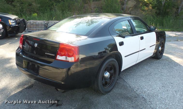 image for item DD1601 2010 Dodge Charger Police