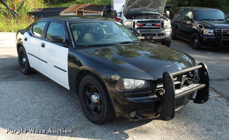 image for item DD1601 2010 Dodge Charger Police