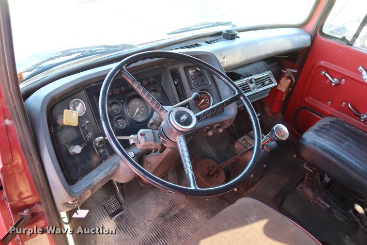 image for item DD1624 1985 Ford 8000 dump truck