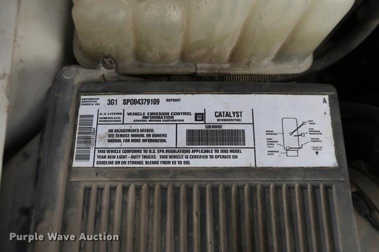 image for item DD1673 2003 Chevrolet 2500HD pickup truck