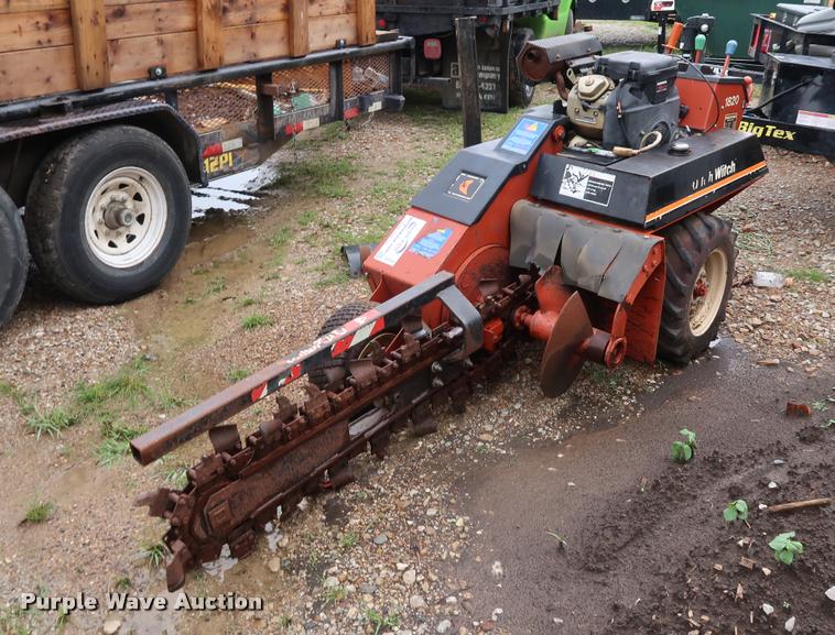image for item DD1681 Ditch Witch 1820 trencher
