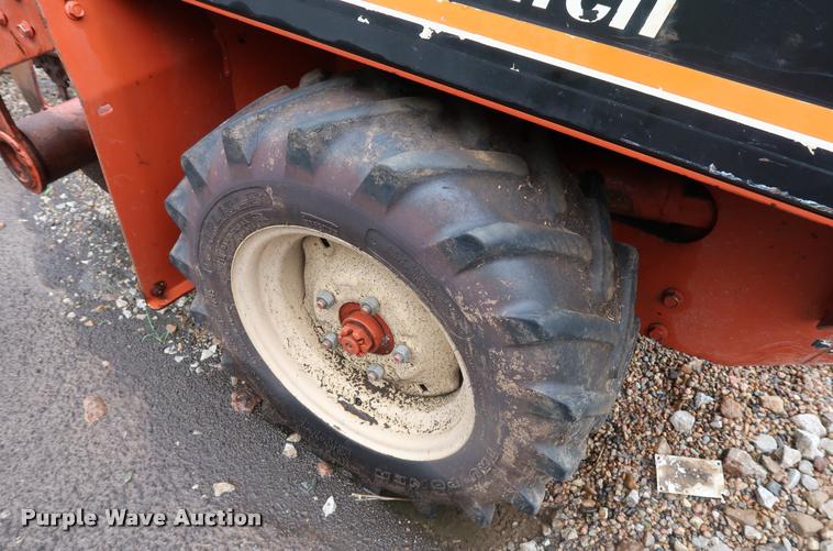 image for item DD1681 Ditch Witch 1820 trencher