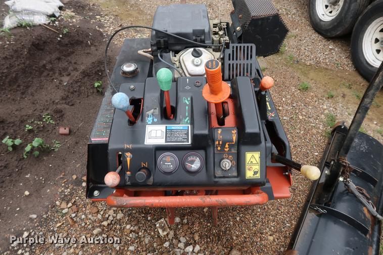 image for item DD1681 Ditch Witch 1820 trencher