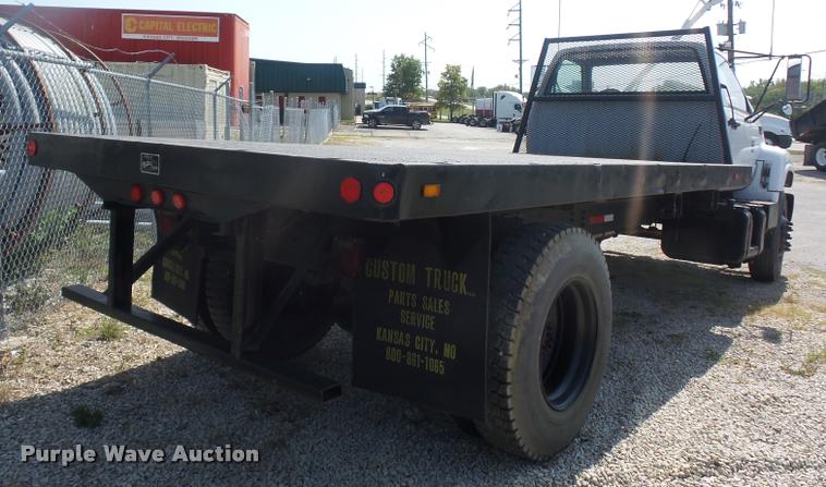 image for item DD2425 1997 GMC C7H042 flatbed pickup truck