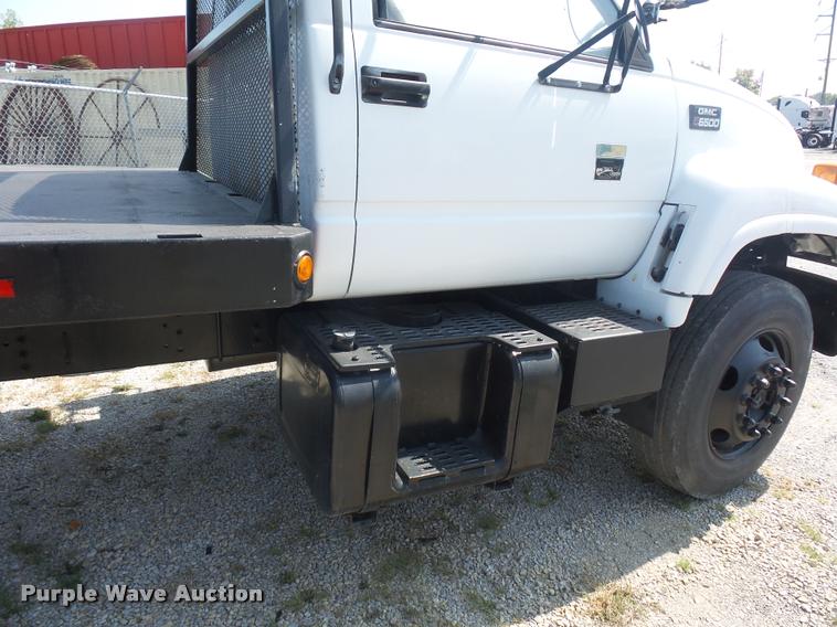 image for item DD2425 1997 GMC C7H042 flatbed pickup truck