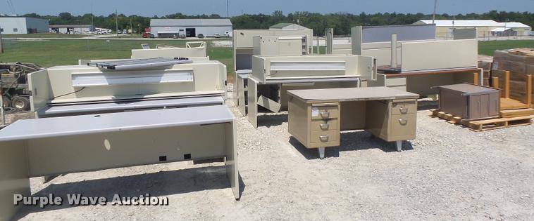 image for item DF9334 Office furniture