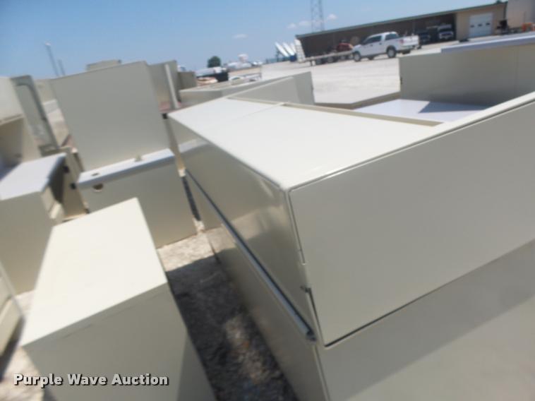 image for item DF9334 Office furniture