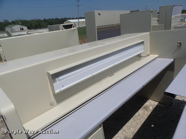 image for item DF9334 Office furniture