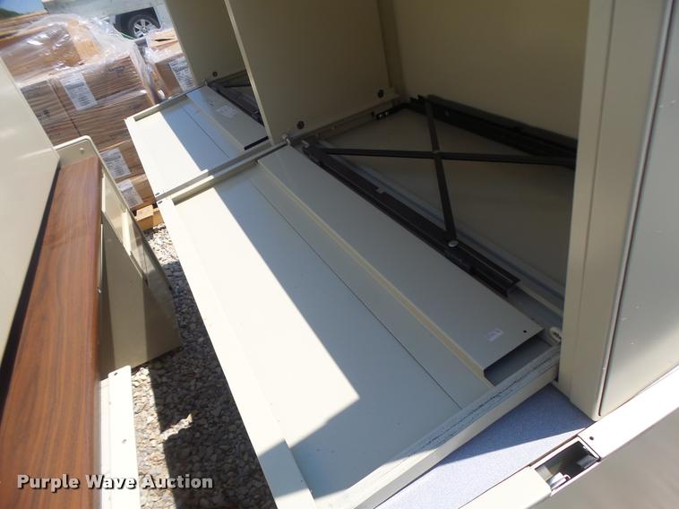 image for item DF9334 Office furniture