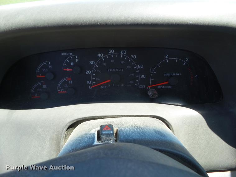 image for item DH9377 2001 Ford F350 Super Duty flatbed pickup truck