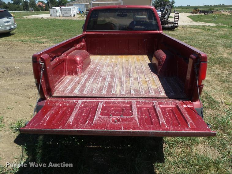image for item DH9379 1996 Chevrolet S10 pickup truck