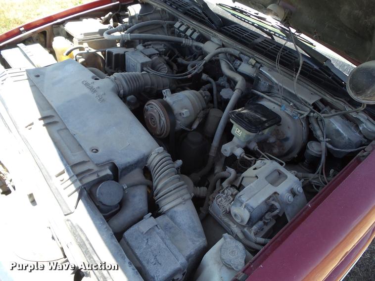 image for item DH9379 1996 Chevrolet S10 pickup truck