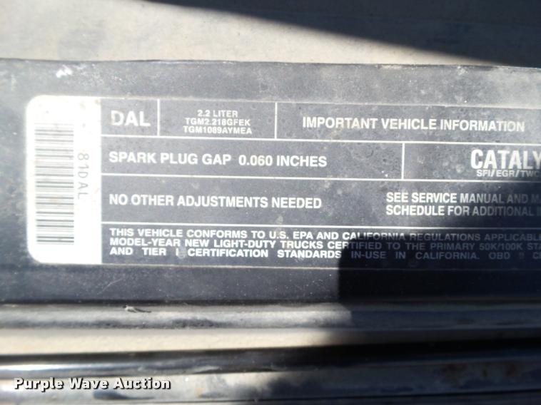 image for item DH9379 1996 Chevrolet S10 pickup truck