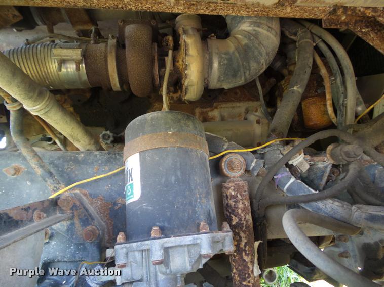 image for item DH9380 1986 Kenworth K100E semi truck