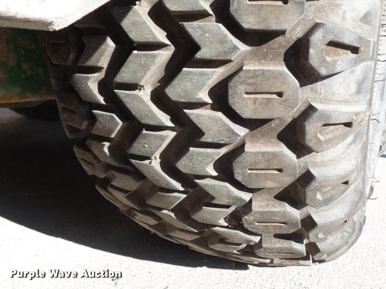 image for item DH9423 John Deere 6X4 Gator utility vehicle