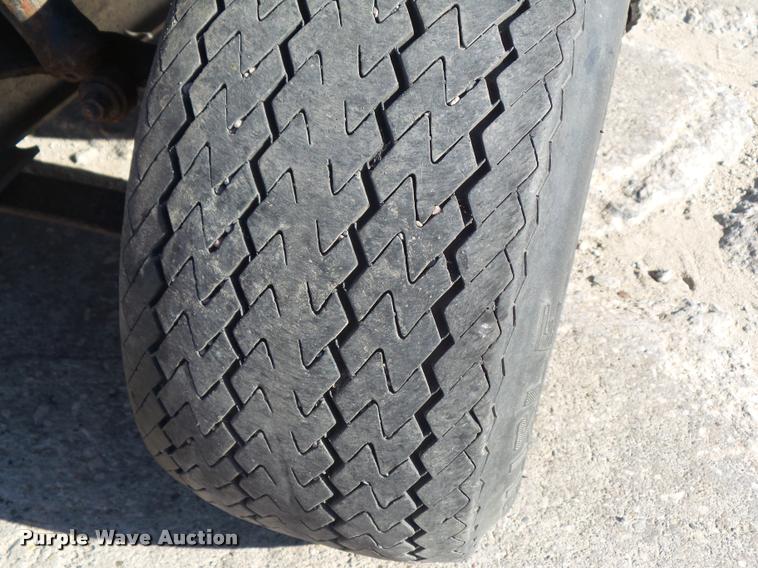 image for item DH9424 Club Car Carry All golf cart