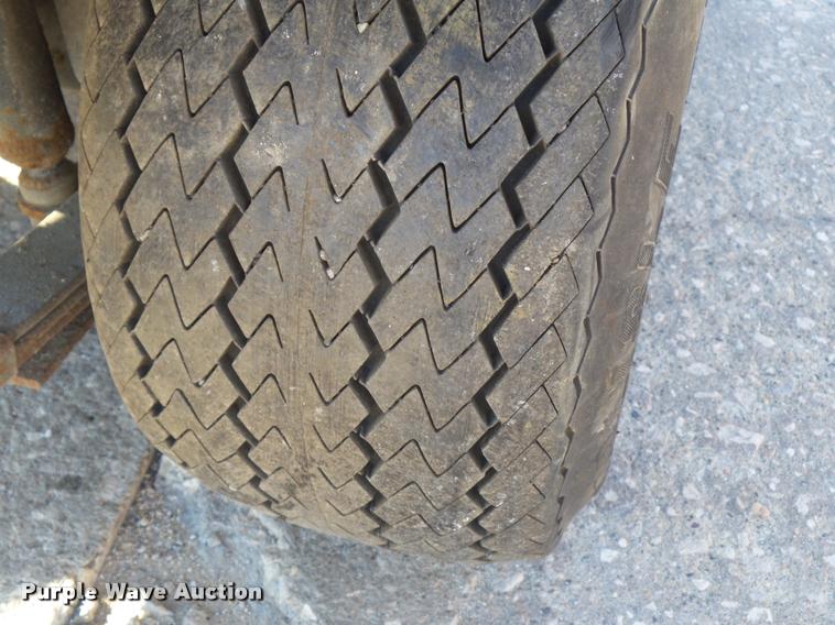 image for item DH9424 Club Car Carry All golf cart