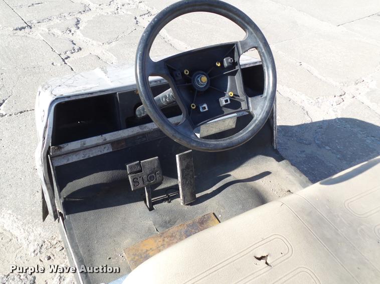 image for item DH9424 Club Car Carry All golf cart