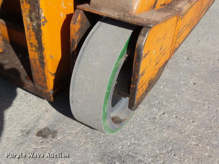 image for item DH9426 Blue Giant LT64W20 forklift