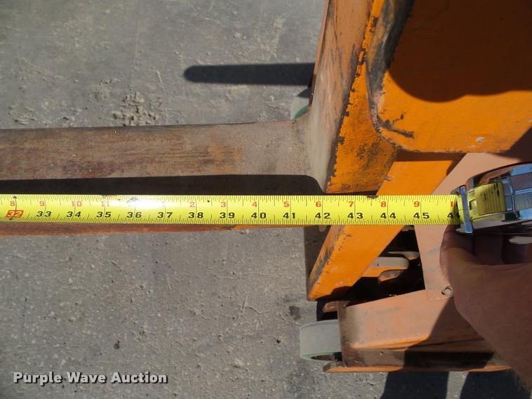 image for item DH9426 Blue Giant LT64W20 forklift