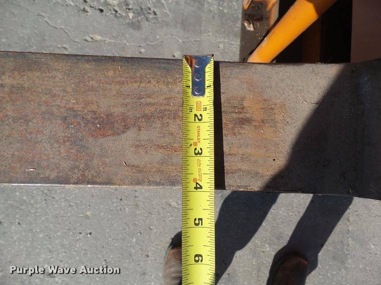 image for item DH9426 Blue Giant LT64W20 forklift