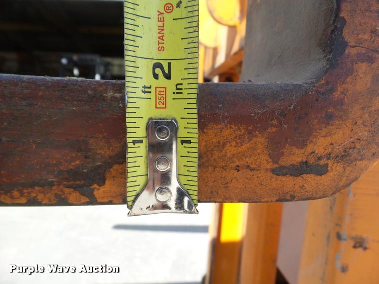 image for item DH9426 Blue Giant LT64W20 forklift