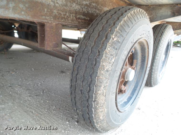 image for item DH9432 1994 TSI job site office trailer