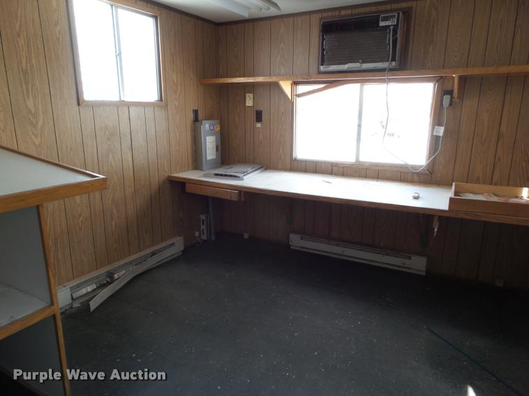 image for item DH9432 1994 TSI job site office trailer