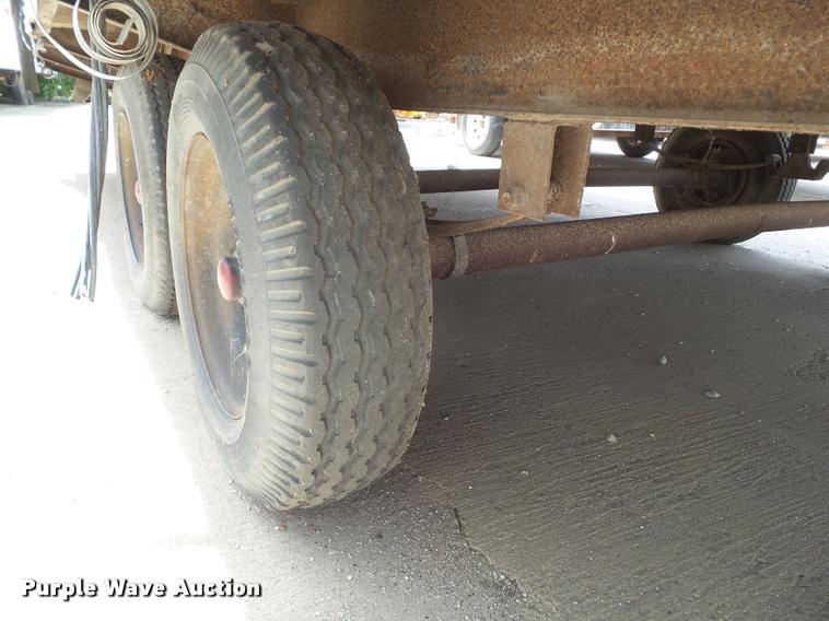 image for item DH9433 1991 MFEI MF1036 job site office trailer